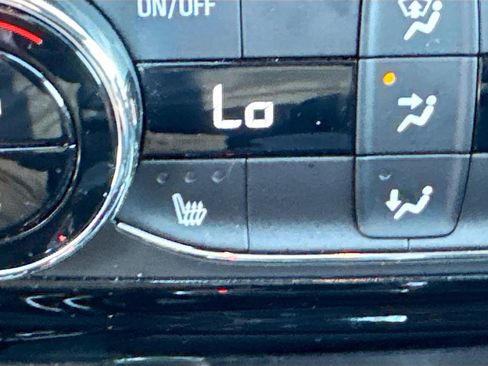 Used 2024 Chevrolet Trax RS w/ Driver Confidence Package image 19