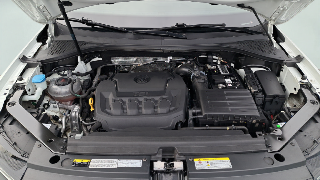 Used 2022 Volkswagen Tiguan SE AWD/4WD image 27