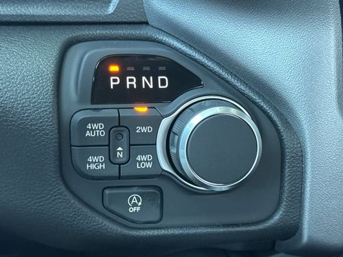 New 2026 RAM 1500 Big Horn AWD/4WD image 19