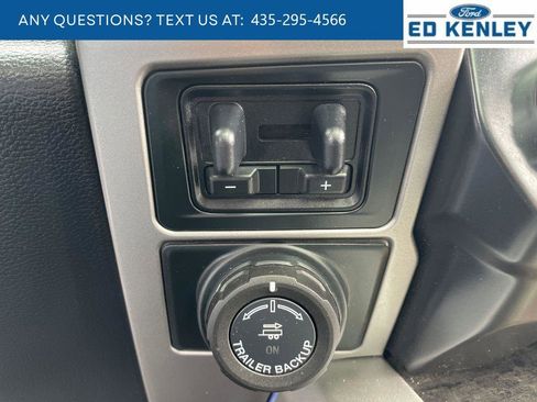 Used 2022 Ford F350 Lariat w/ Black Appearance Package image 14