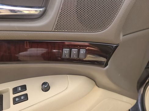 Used 2013 INFINITI G37 x w/ Premium Pkg image 17