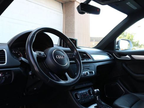 Used 2016 Audi Q3 2.0T Prestige w/ Prestige Package AWD/4WD image 21