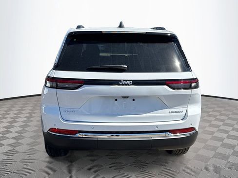 New 2026 Jeep Grand Cherokee Laredo RWD image 6