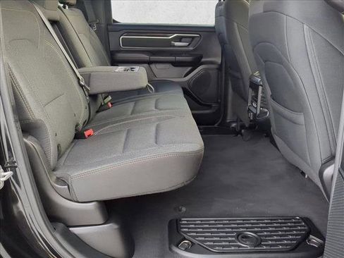Used 2019 RAM 1500 Big Horn AWD/4WD image 19