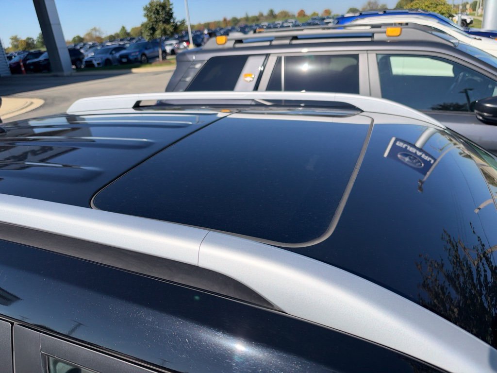 Used 2023 Hyundai Venue SEL FWD image 5