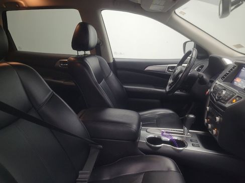 Used 2020 Nissan Pathfinder SL FWD image 21
