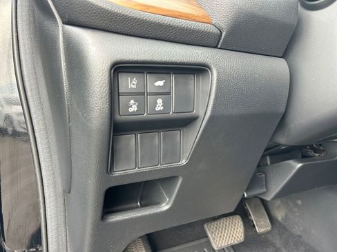 Used 2017 Honda CR-V Touring image 21