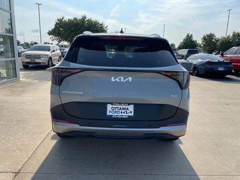 New 2026 Kia Sportage EX AWD/4WD image 6