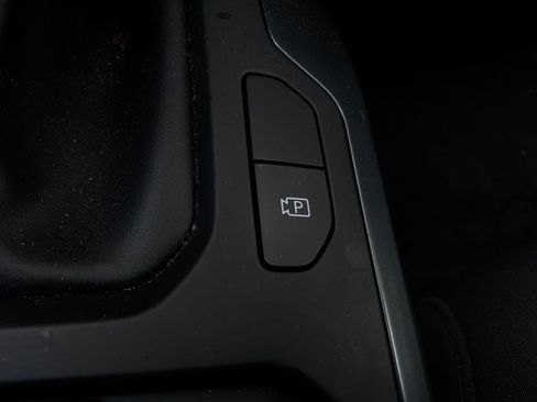 Used 2025 Kia K4 FWD image 24