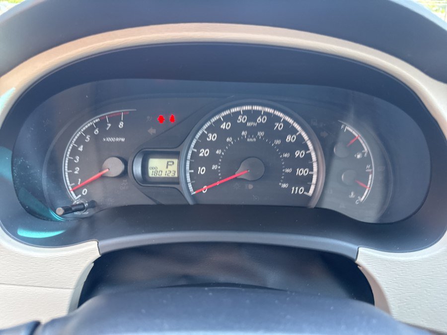 Used 2013 Toyota Sienna LE FWD image 29