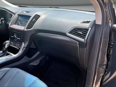 Used 2016 Ford Edge Titanium w/ Canadian Touring Package AWD/4WD image 26