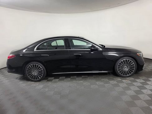 Used 2025 Mercedes-Benz E 350 Sedan image 7