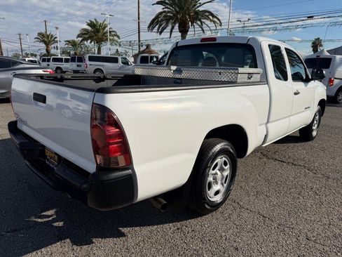 Used 2013 Toyota Tacoma 2WD Access Cab image 6