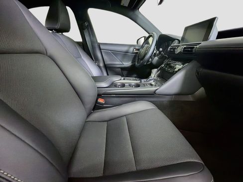 Used 2025 Lexus IS 300 w/ Comfort Package RWD image 30