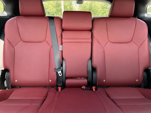 Used 2024 Lexus RX 350 F Sport w/ Convenience Package AWD/4WD image 36