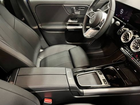 Used 2024 Mercedes-Benz GLA 250 image 22