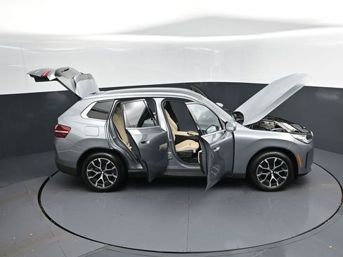 Used 2025 BMW X3 xDrive30i w/ Premium Package image 52