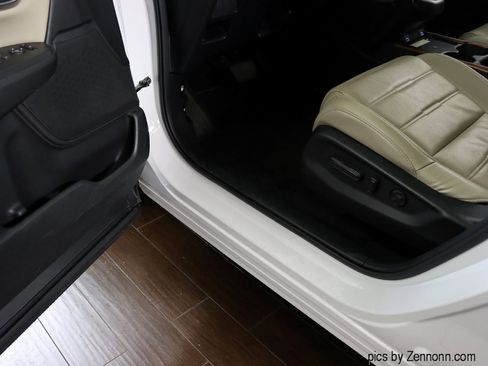 Used 2022 Honda CR-V Touring image 26