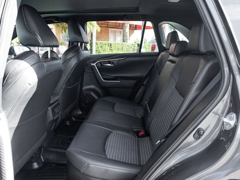 Used 2023 Toyota RAV4 XSE AWD/4WD image 39