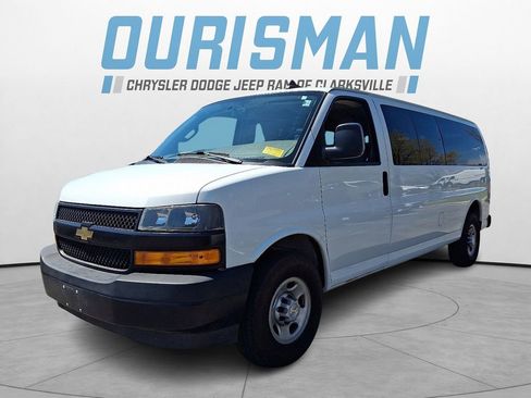 Used 2020 Chevrolet Express 3500 LS image 3