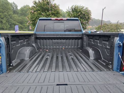 Used 2025 GMC Sierra 2500 Denali Ultimate AWD/4WD image 16