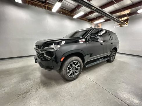 Certified 2022 Chevrolet Tahoe Z71 w/ Luxury Package AWD/4WD image 1
