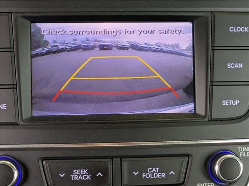 Used 2017 Hyundai Santa Fe Sport image 12