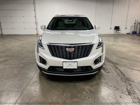 New 2026 Cadillac XT5 Premium Luxury image 3