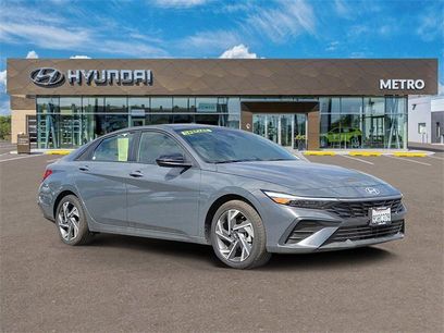 Used 2025 Hyundai Elantra Sport