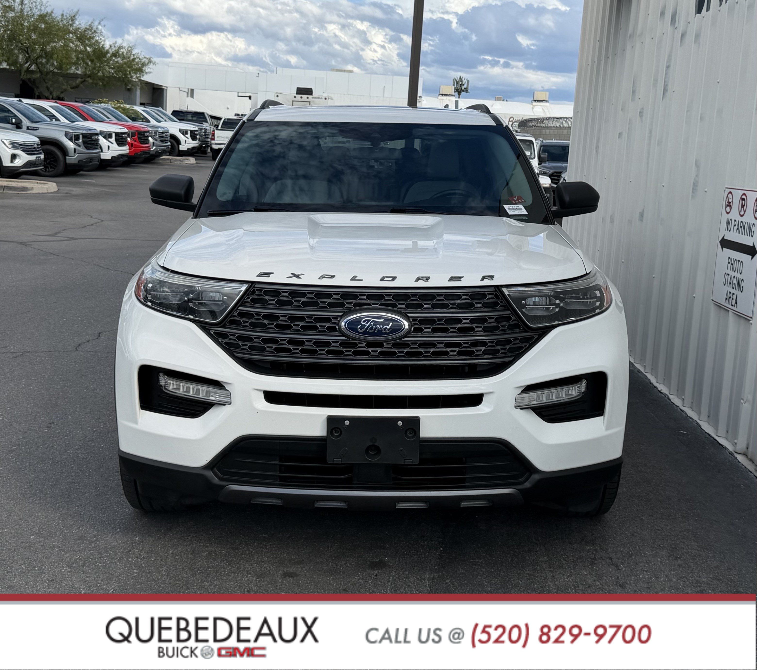 Used 2021 Ford Explorer XLT w/ Equipment Group 202A AWD/4WD image 6