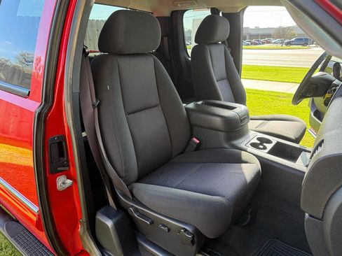 Used 2011 Chevrolet Silverado 1500 LT w/ Texas Edition image 17