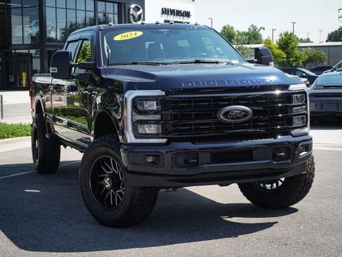 Used 2024 Ford F250 Lariat w/ Lariat Ultimate Package AWD/4WD image 2