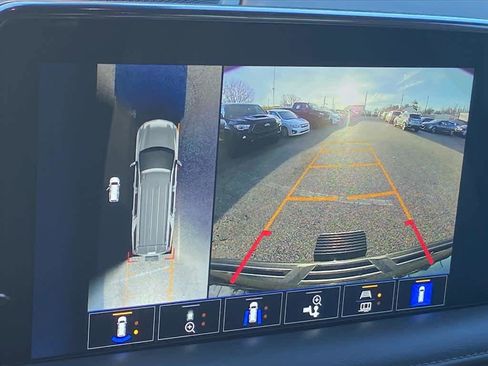 Used 2022 Chevrolet Suburban High Country image 20