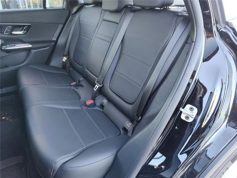 New 2025 Mercedes-Benz GLC 300 4MATIC image 25