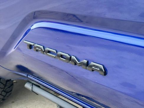 Certified 2025 Toyota Tacoma TRD Sport image 15