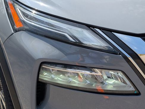 Used 2021 Nissan Rogue Platinum AWD/4WD image 9