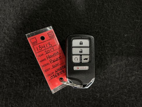 Used 2017 Honda Pilot EX-L image 39