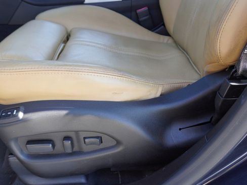 Used 2015 Cadillac SRX Luxury w/ Driver Awareness Package image 22