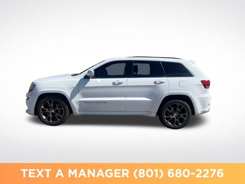 Used 2015 Jeep Grand Cherokee SRT w/ Luxury Group II AWD/4WD image 2