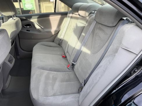 Used 2009 Toyota Camry LE image 9