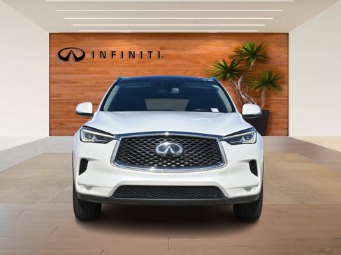 Used 2020 INFINITI QX50 Luxe w/ Navigation Package image 2