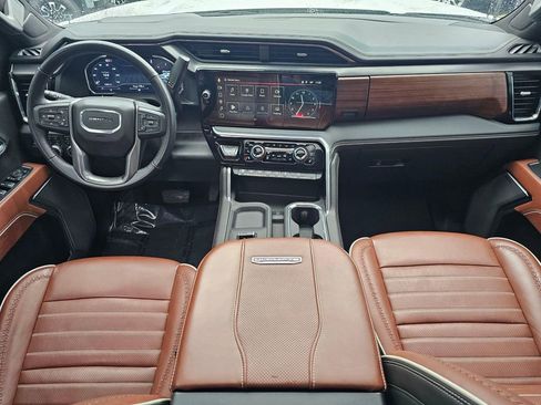 Used 2025 GMC Sierra 2500 Denali Ultimate image 21