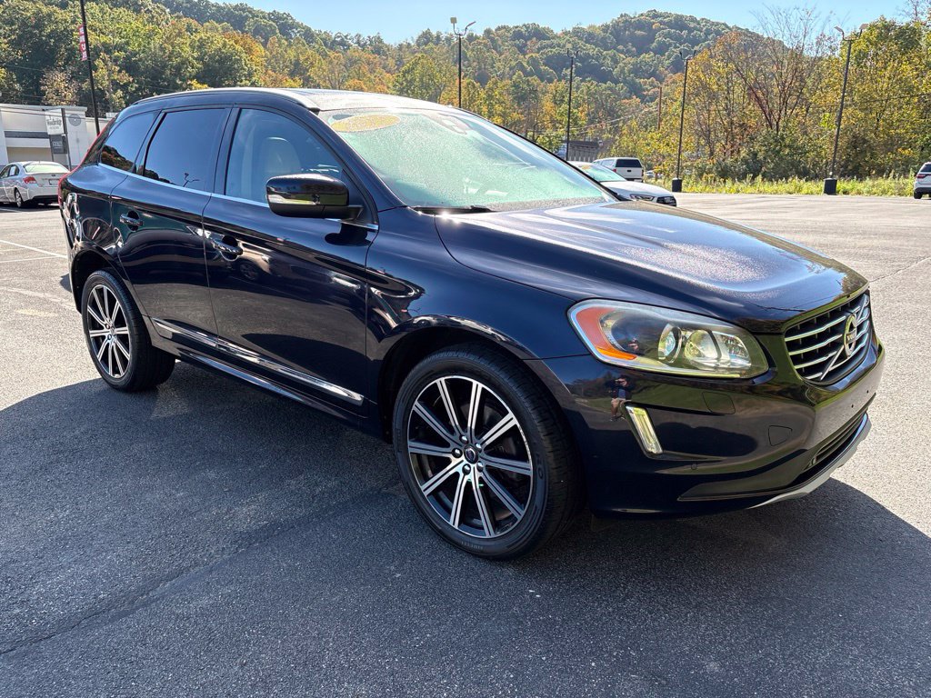 Used 2017 Volvo XC60 T6 Inscription w/ Preferred Option Package AWD/4WD image 7