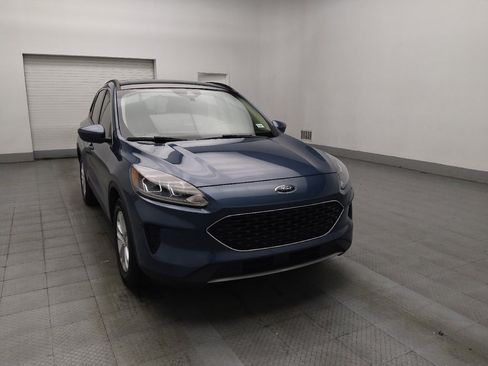 Used 2020 Ford Escape SE image 13