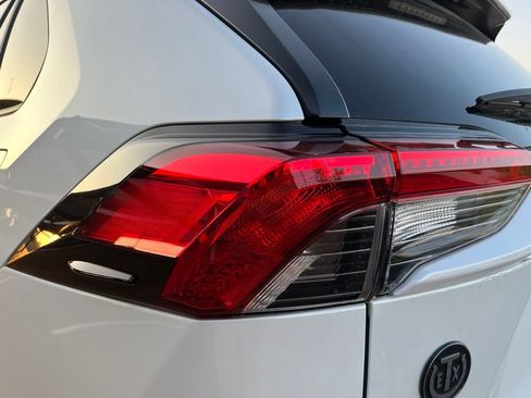 Used 2024 Toyota RAV4 SE AWD/4WD image 7