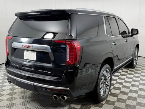 Used 2021 GMC Yukon Denali w/ Denali Ultimate Package AWD/4WD image 8