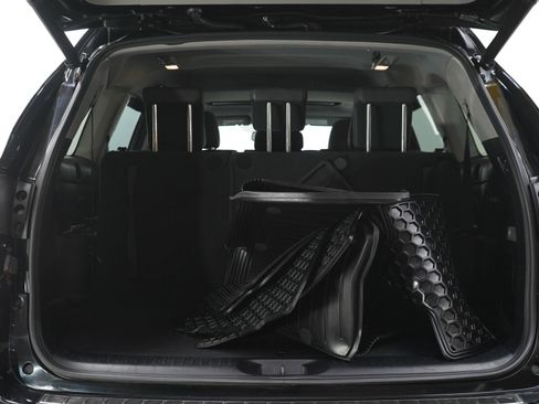 Used 2015 Toyota Highlander XLE AWD/4WD image 18