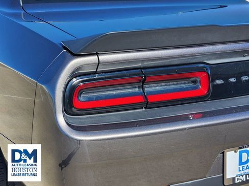 Used 2021 Dodge Challenger SXT w/ Blacktop Package image 15