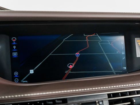 Used 2018 Lexus LS 500 500 Base image 40