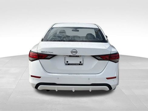 Used 2024 Nissan Sentra S FWD image 4